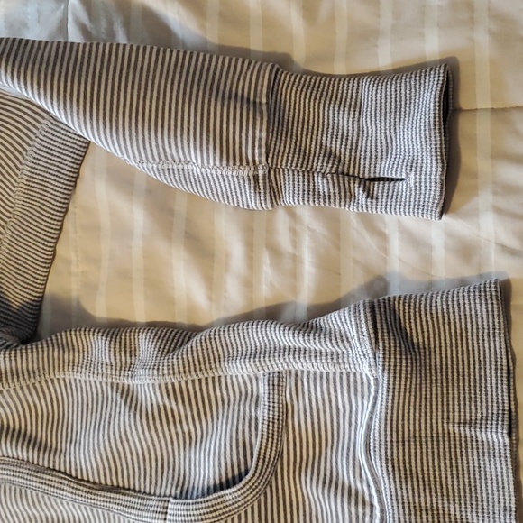 Lululemon scuba hoodie GUC - Picture 3 of 4